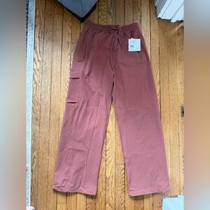 Beyond Yoga Peak Pants - Size Small - NWT